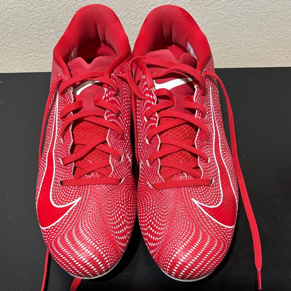 Nike Red Cleats Football Soccer Boys Men